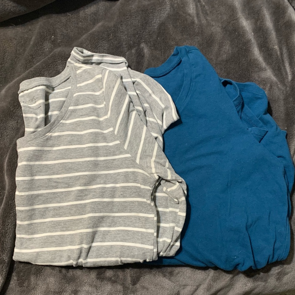 2 maternity long sleeves